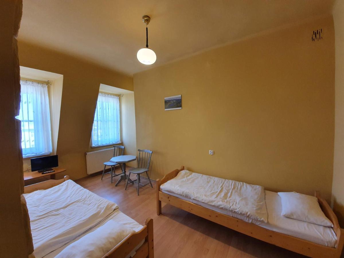 Dom Turysty Pttk W Bielsku - Bialej Hotel Bielsko-Biała Ngoại thất bức ảnh